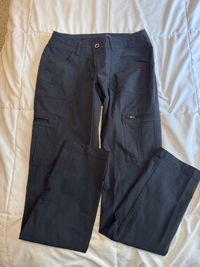 Kuhl women’s Black Cargo Pants